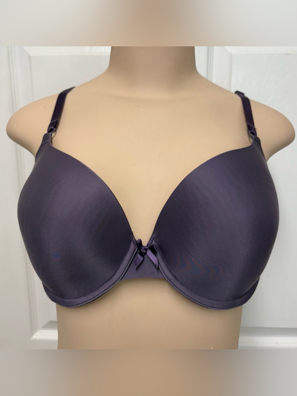 Victoria’s Secret 34DD Purple Demi Bra Convertible Straps